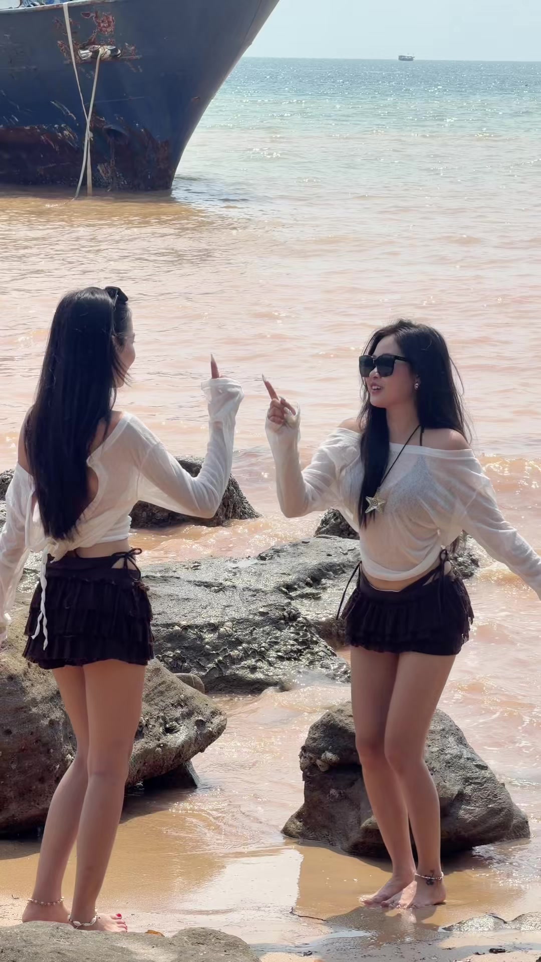 @Mey