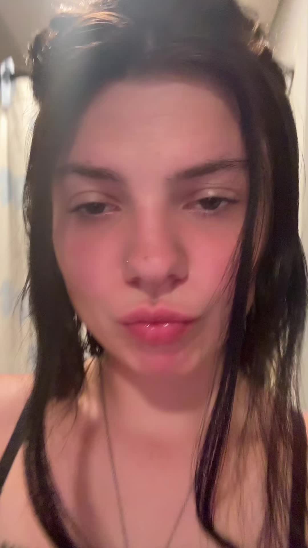 @ℒℯ𝓍𝒾🖤