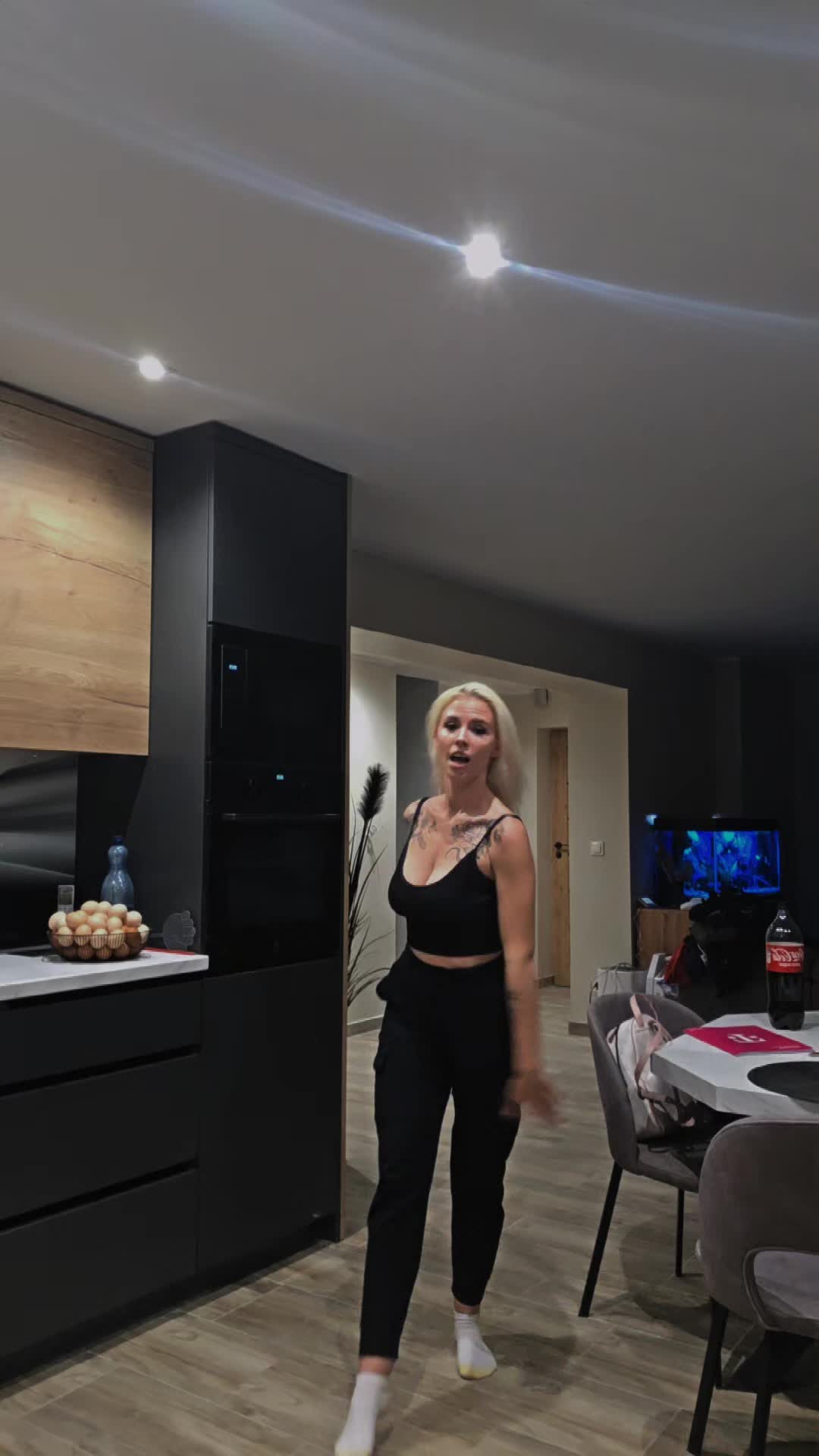 @nikolcia_0207