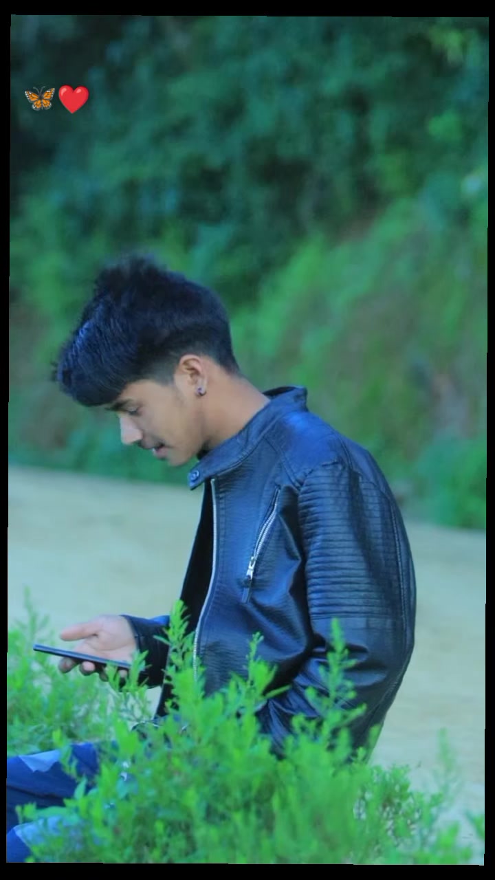 @Bajhangi👑🦋