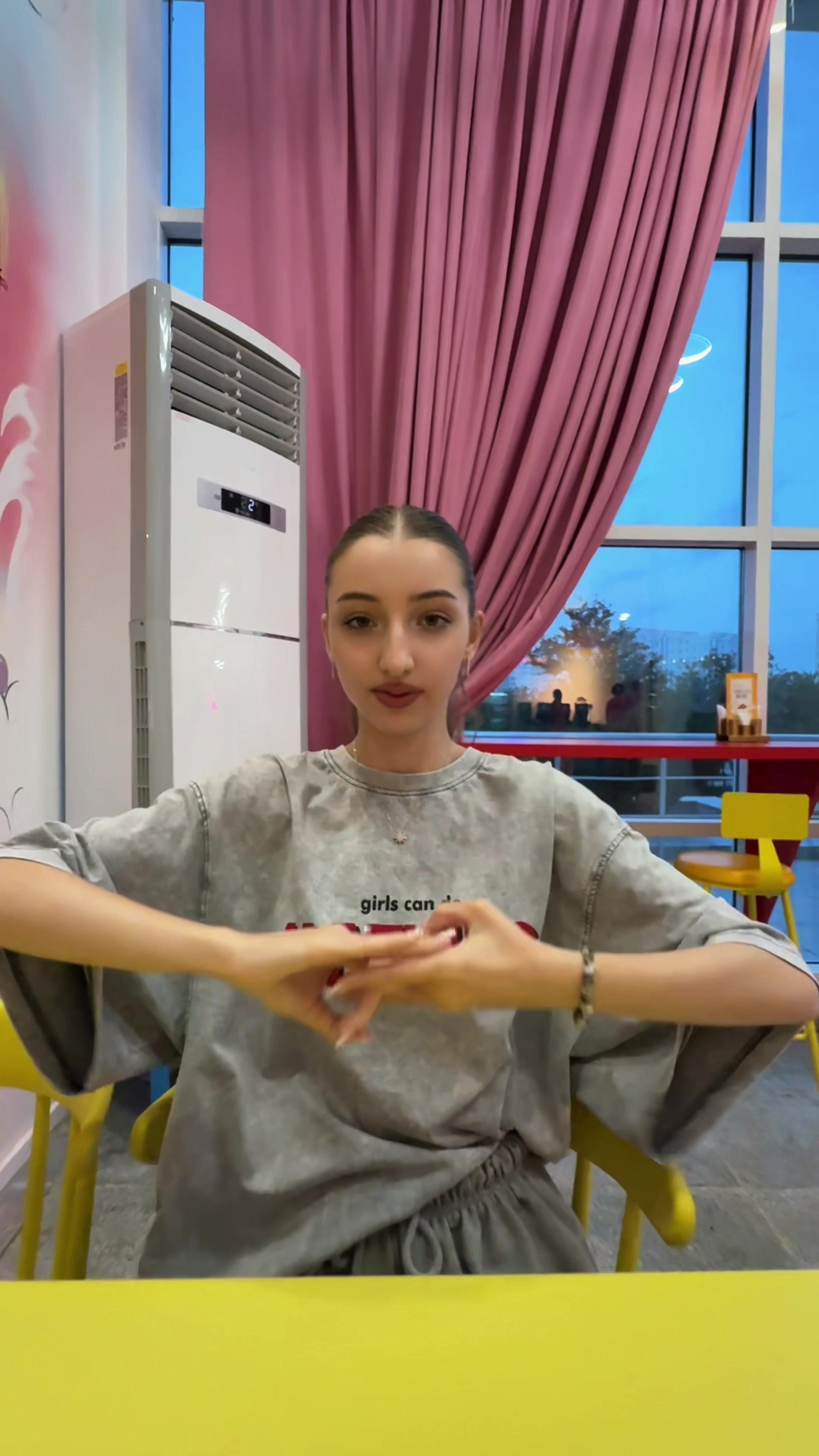 @Элифламинго🦩