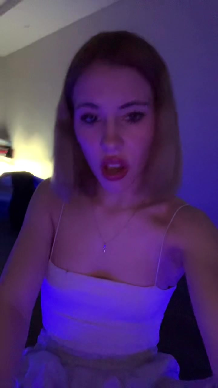 @Анька