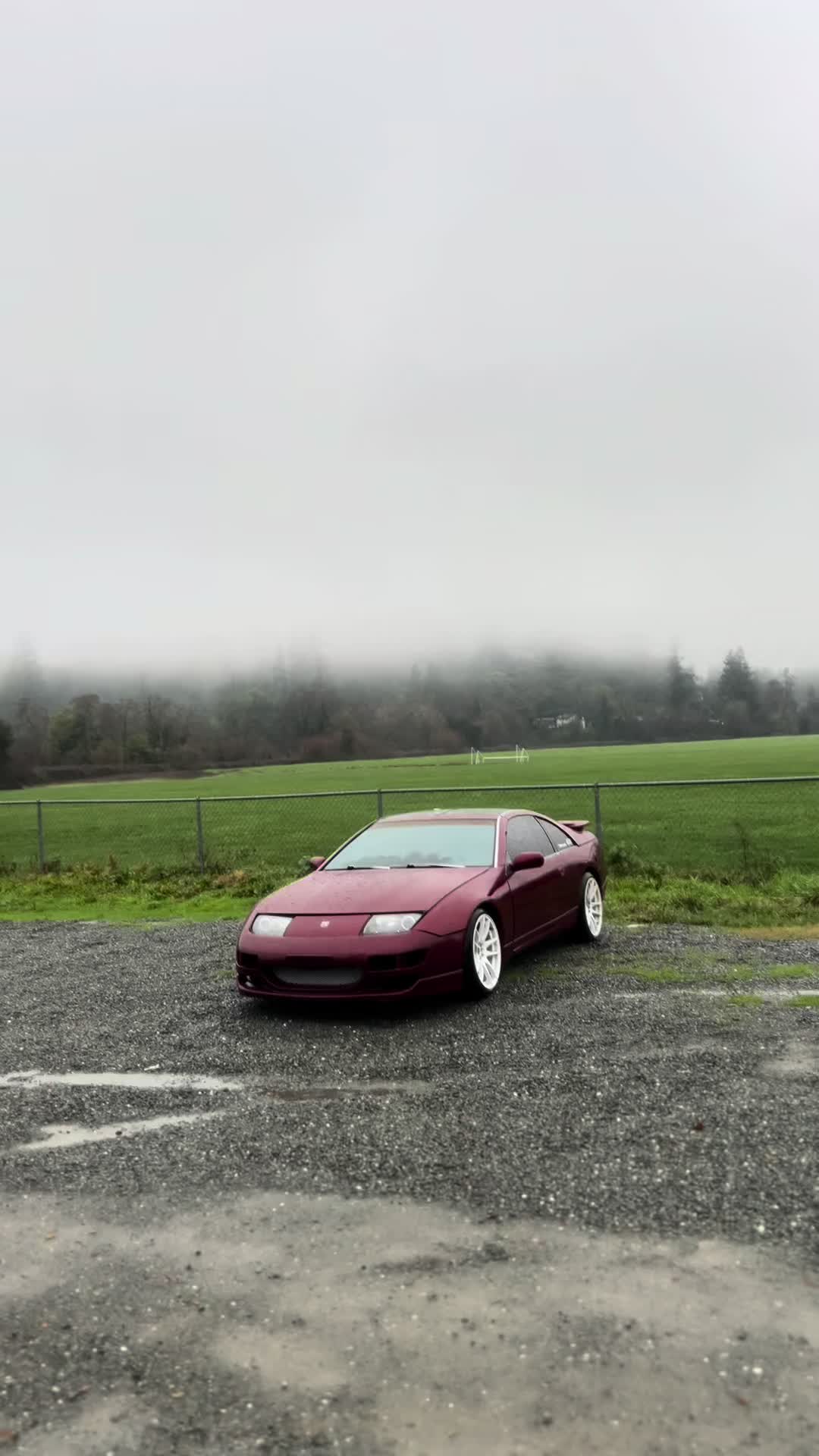 @Mobbin_z32