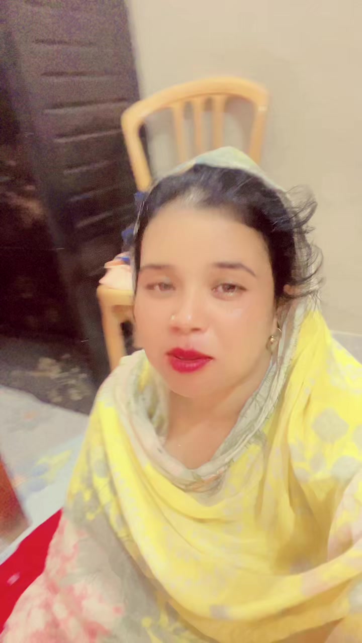 @আমি জামালপুরের মেয়ে মুন্নী 🙂