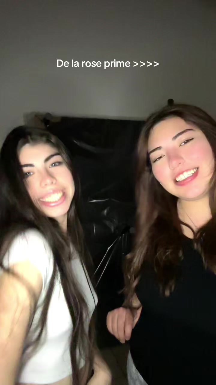 @Kiariii22_
