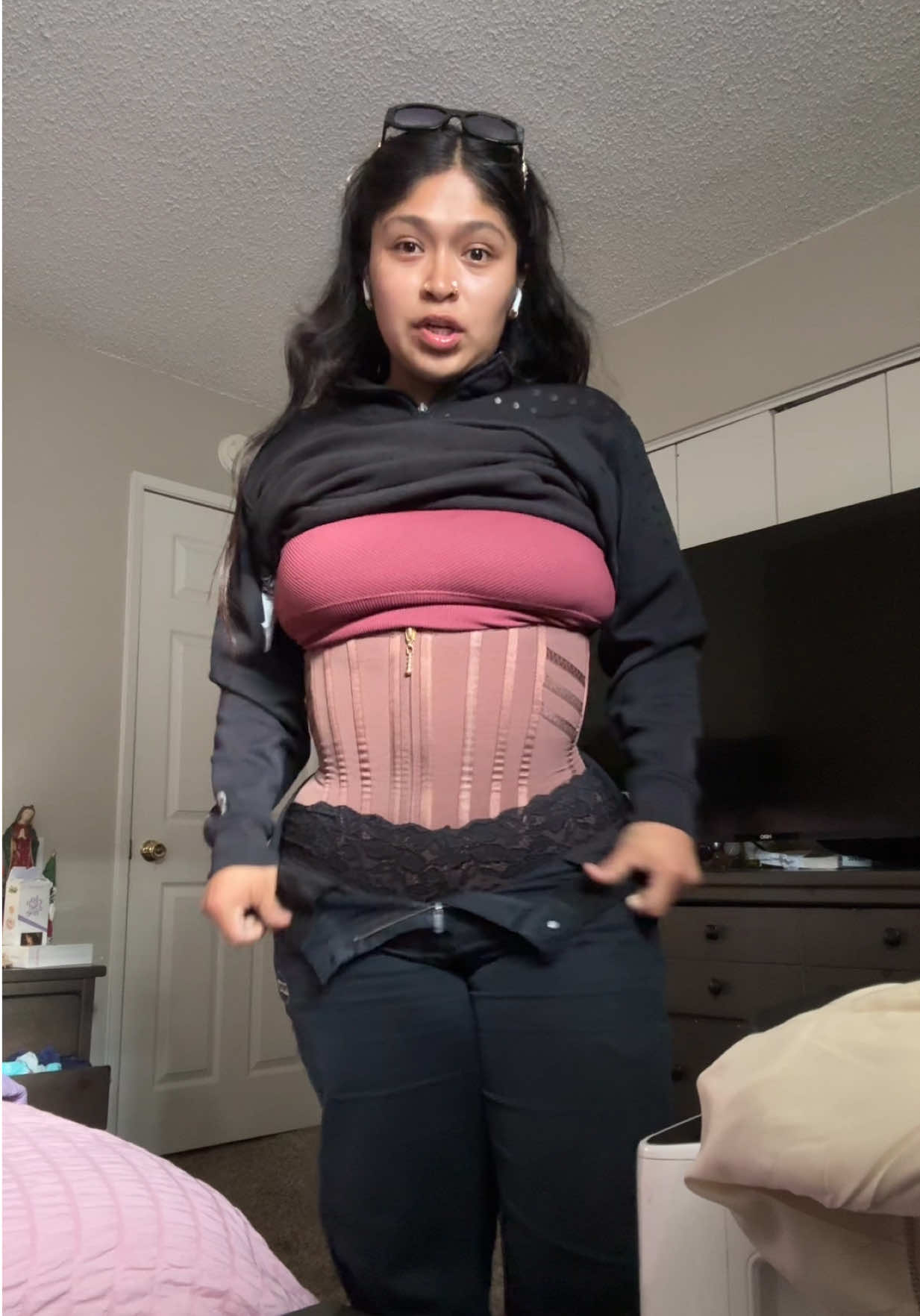 @liikeliz