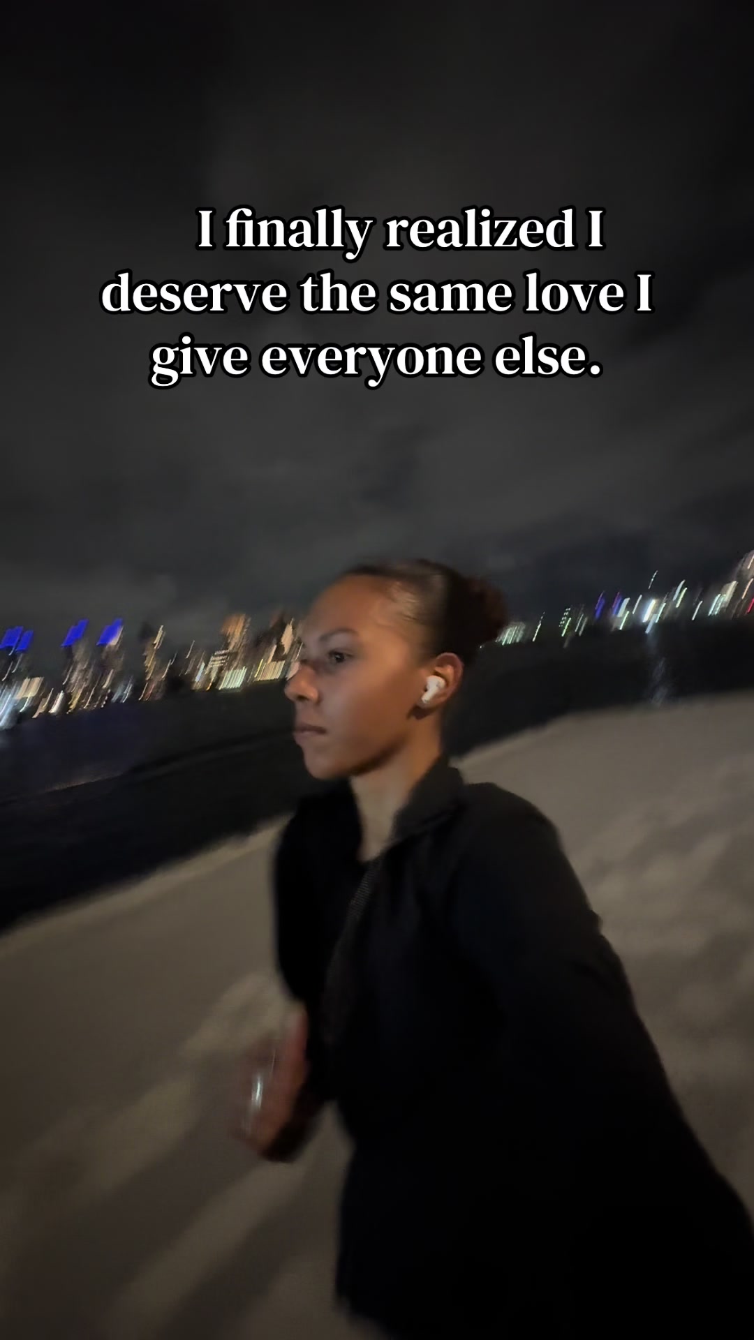 @Ari 🦋