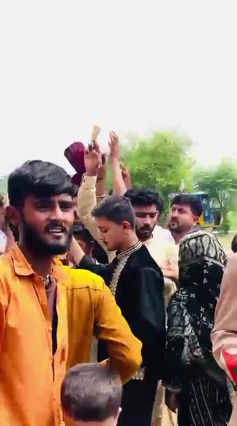 @👑🦁بادشاہ🦁👑