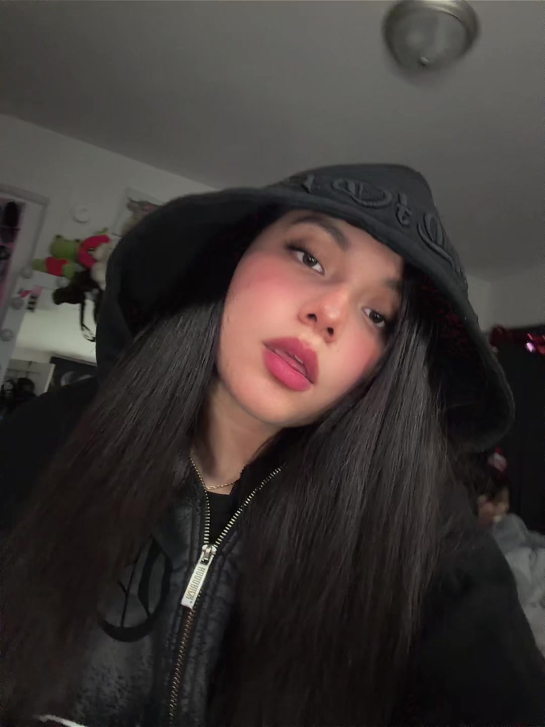 @️