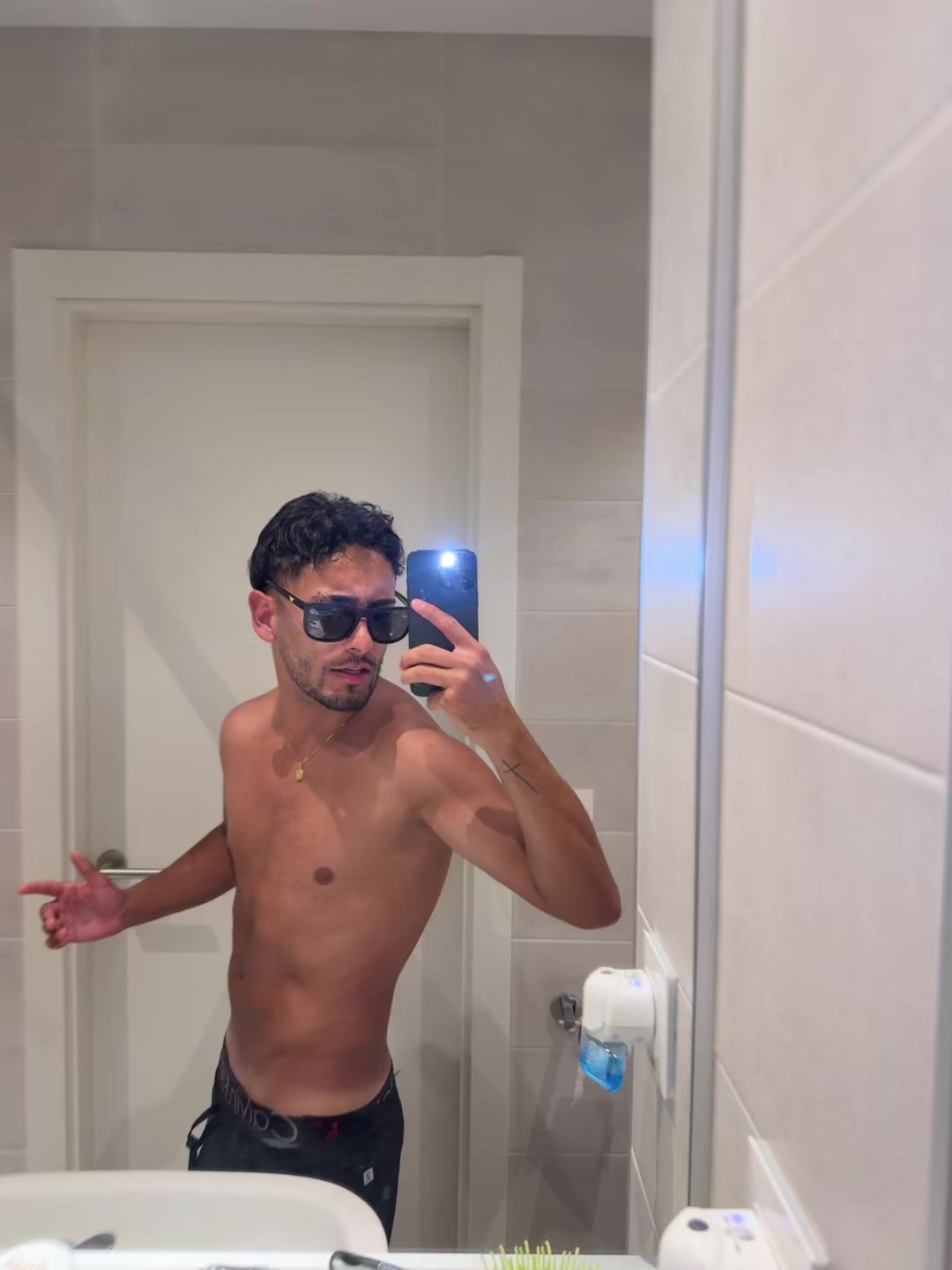 @Agarcia092000