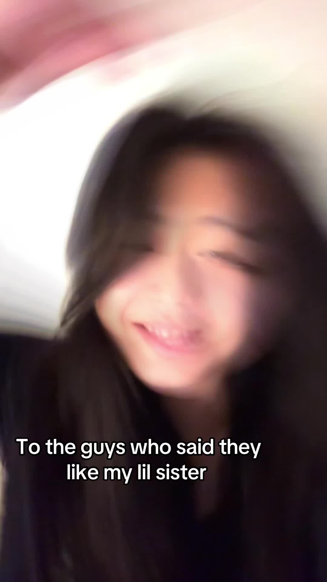 @mona