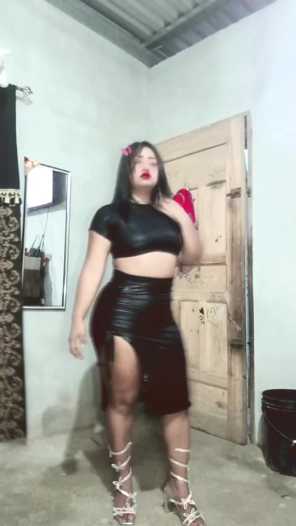 @𝕮𝖆𝖗𝖔𝖑 𝕲𝖔𝖓𝖟𝖆𝖑𝖊𝖟😘
