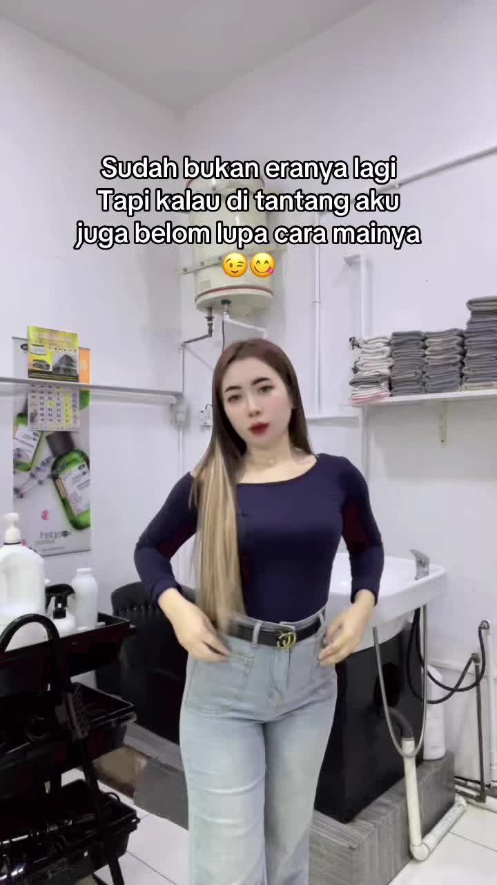 @Vebby_Veronica🦋