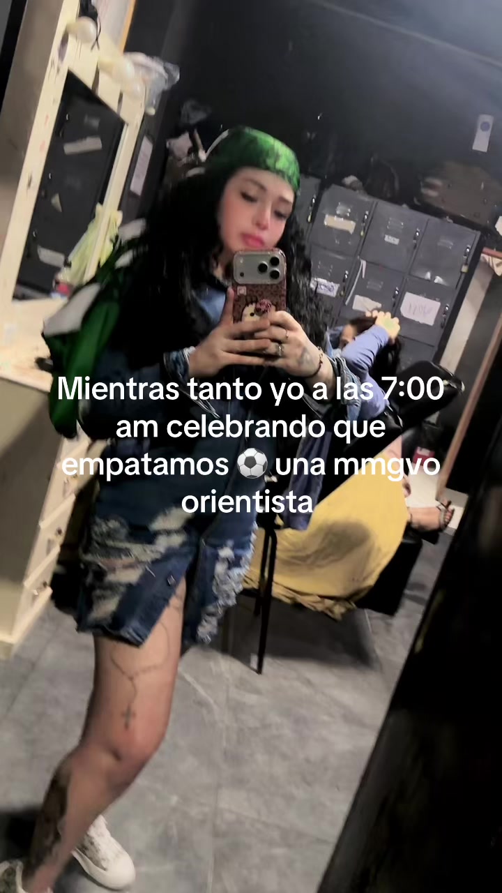 @triniLabombaLatina