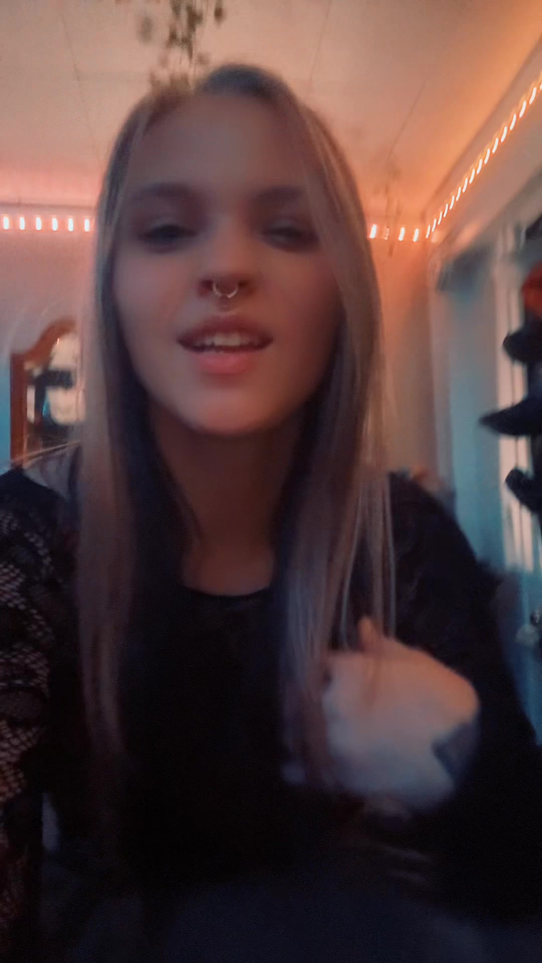@๐ฅ๐๐๐ฃ๐๐’๐ค ๐๐๐๐ฃ๐๐ฅ๐ฅ