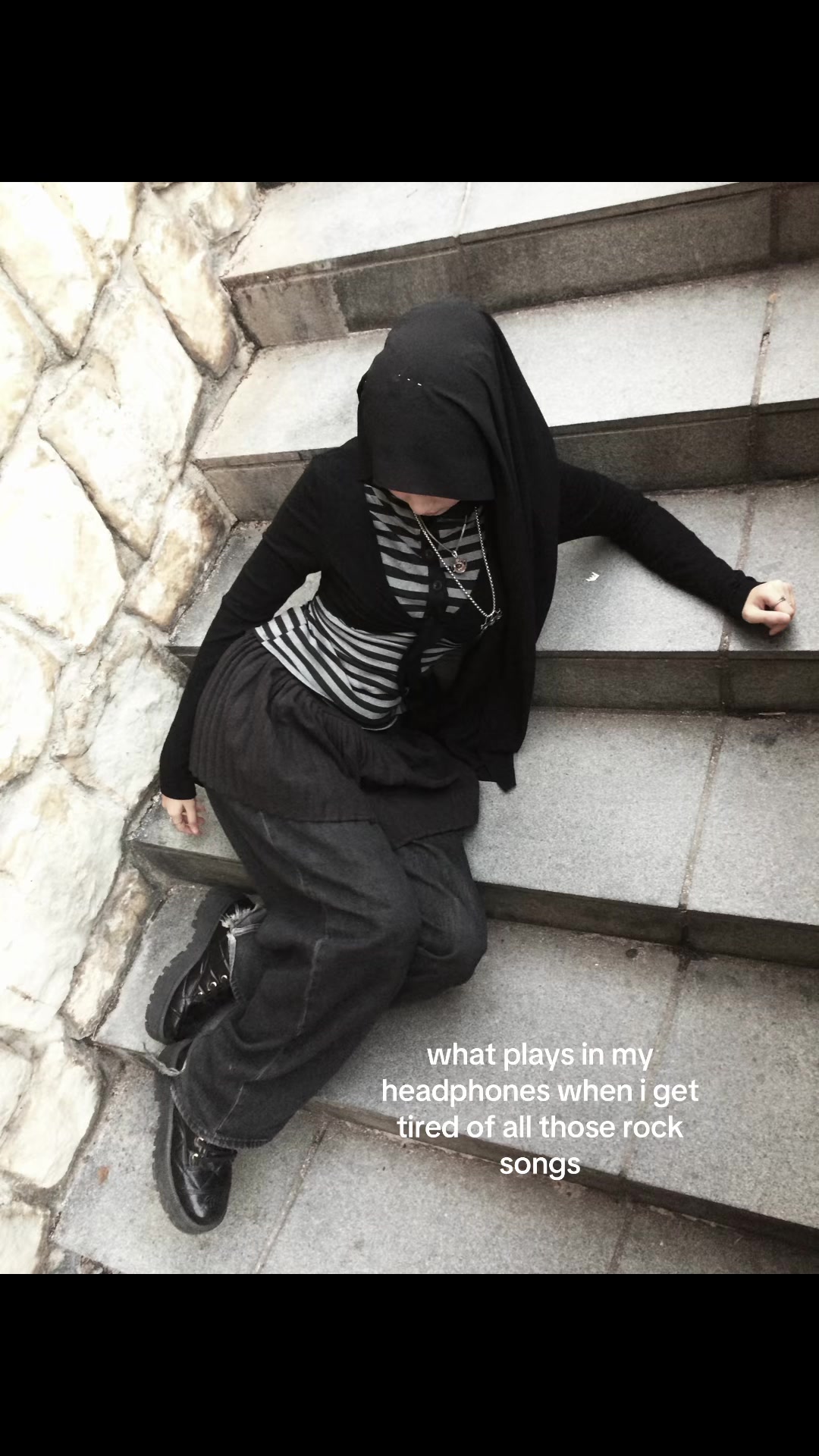 @deadghoul⁷