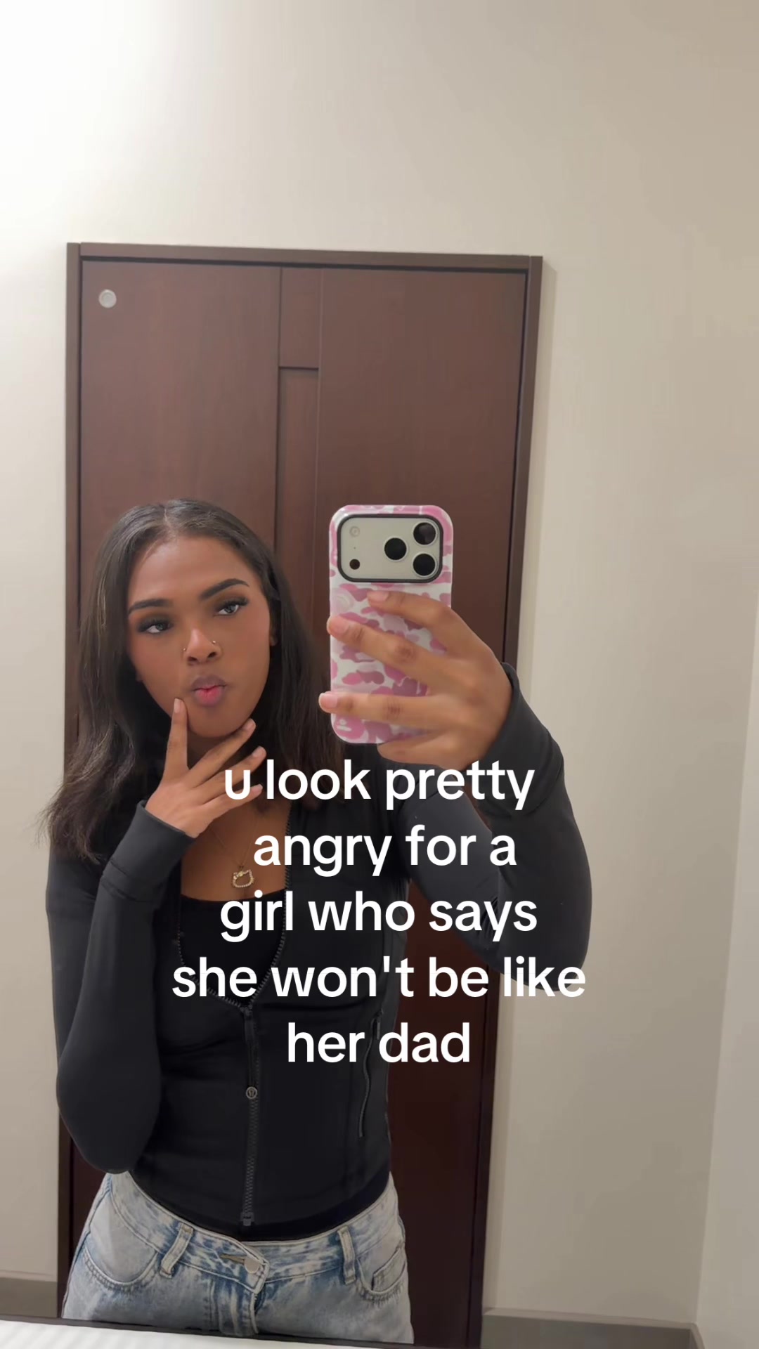 @♛