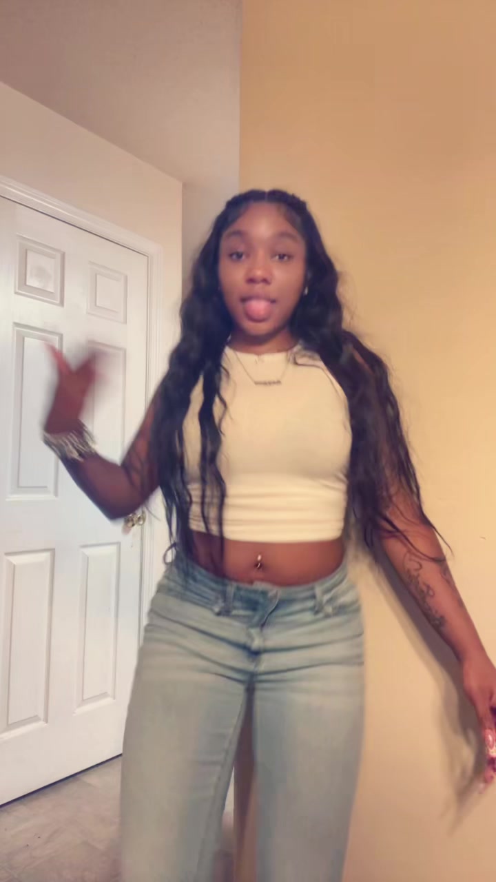 @lil5starrrbratt๐