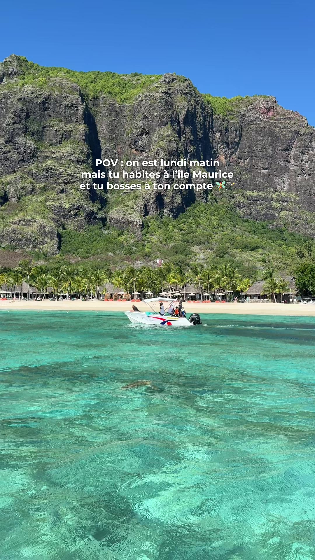@Ana&iuml;s &agrave; l&rsquo;&Icirc;le Maurice 🧚&zwj;♀️
