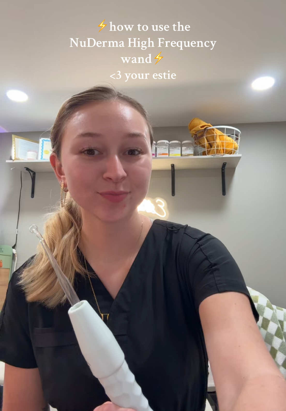 @EMI H. KIGHT | ESTHETICIAN