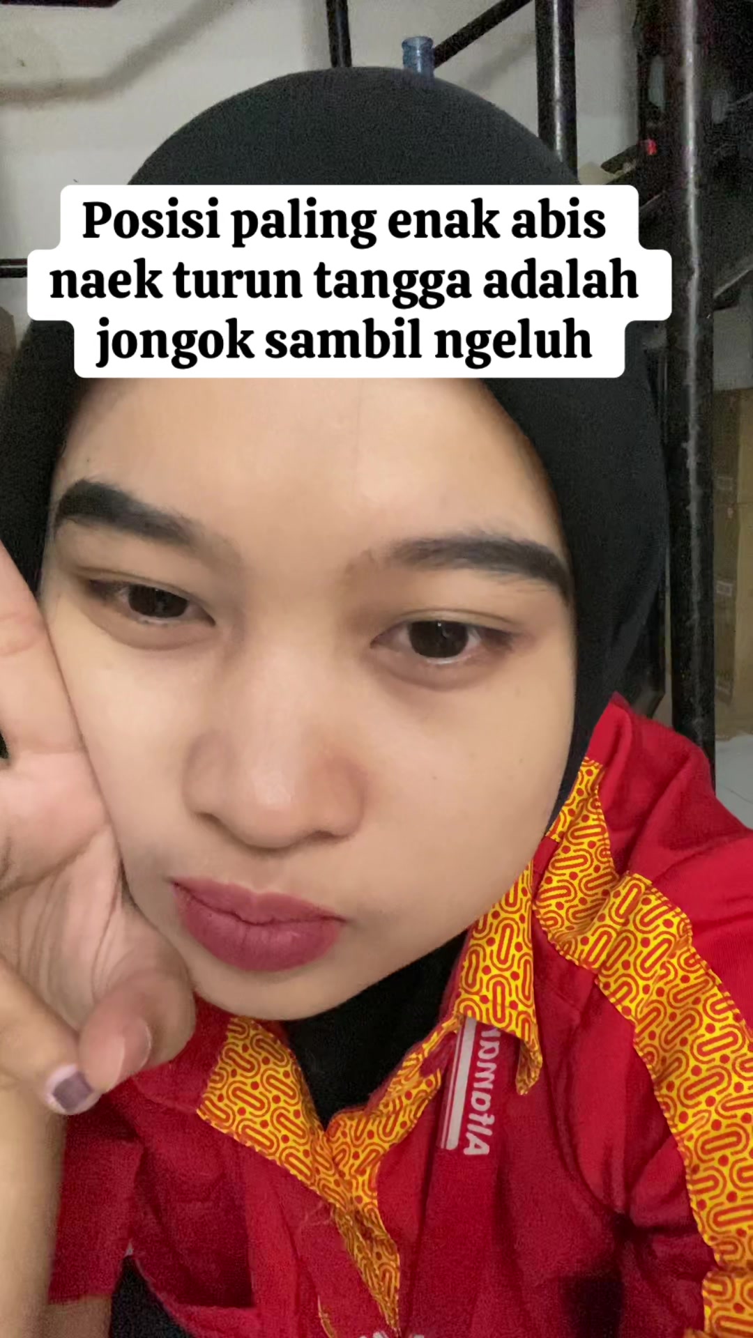 @adela
