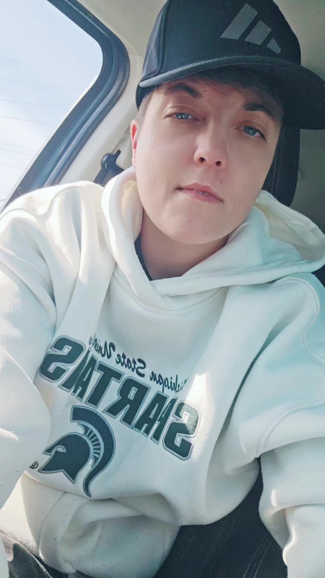 @Alana🇨🇦🏳️&zwj;🌈