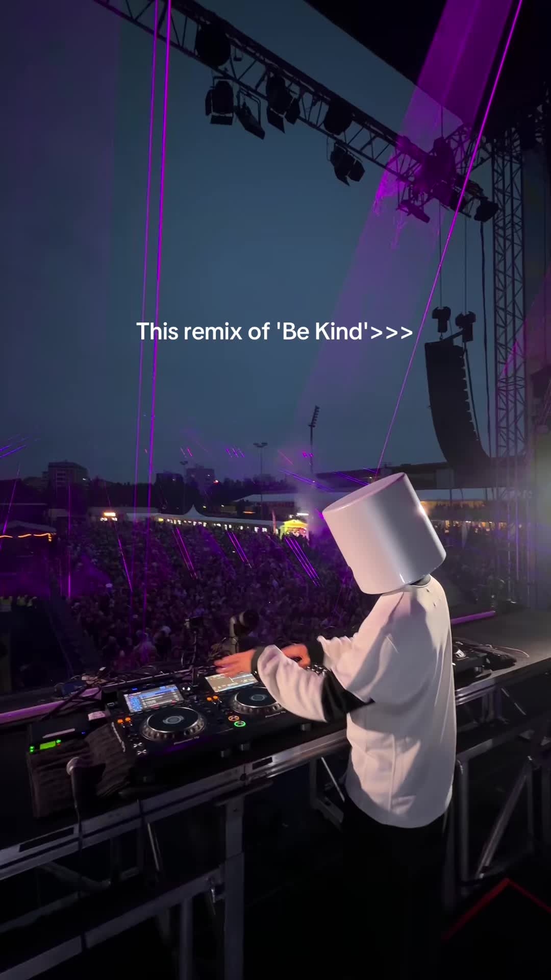 @fanpage | all things mello