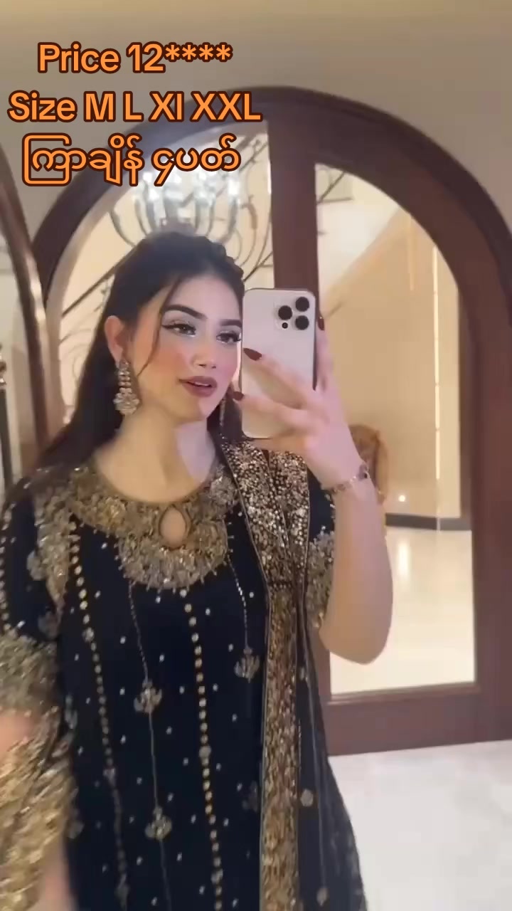 @Moe Pwint Indian Fashion💃