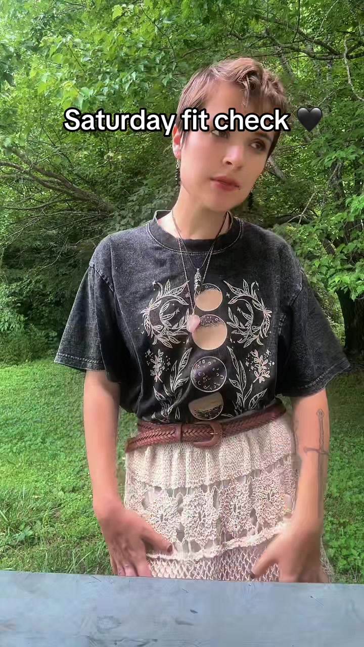 @🍄&zwj;🟫🍁Sunshine_Hobbit🍁🍄&zwj;🟫