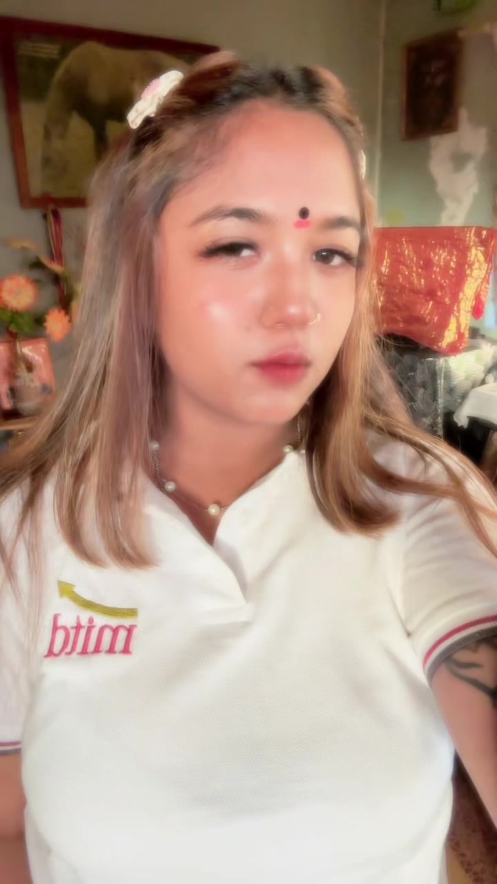 @Anshika🐍.
