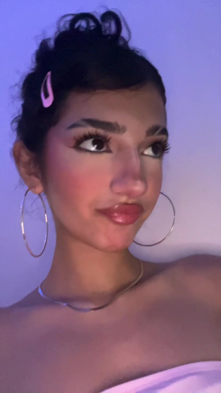 @kiiyana