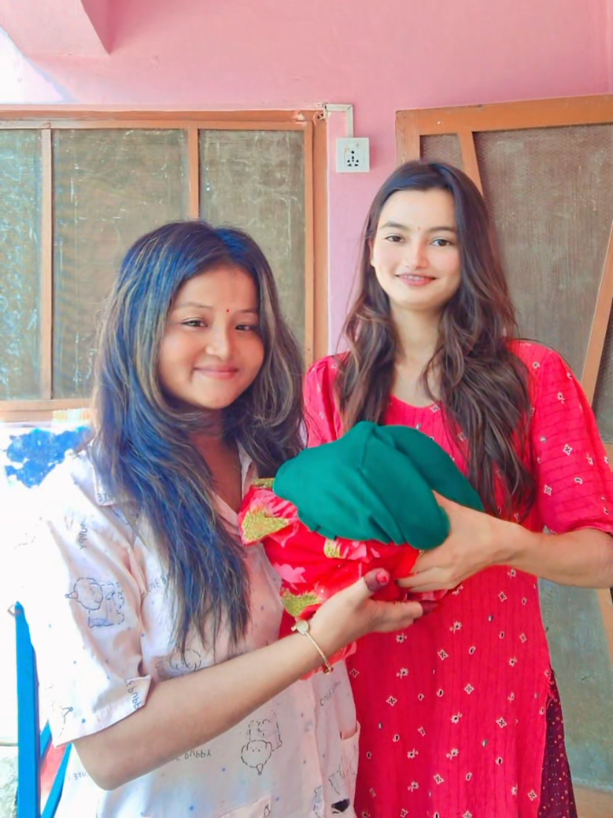 @Deena Magar 💫👑🦋🦋(Adhikari)