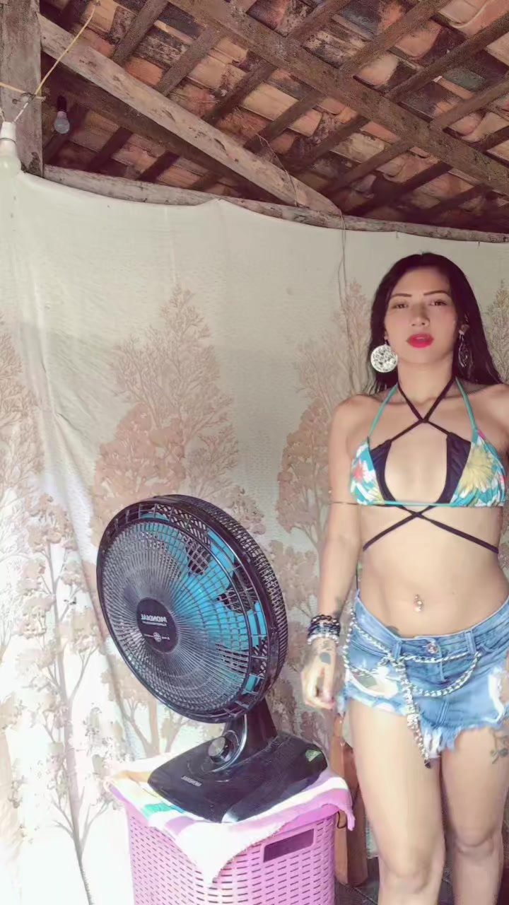 @Isabella