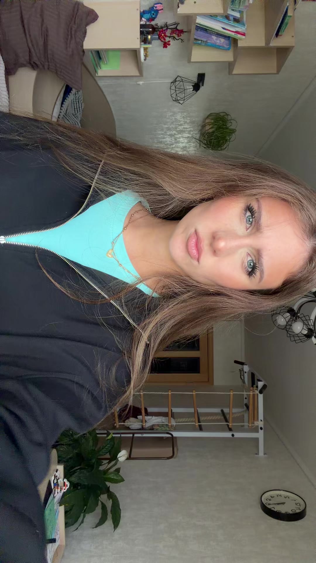 @Чиполина