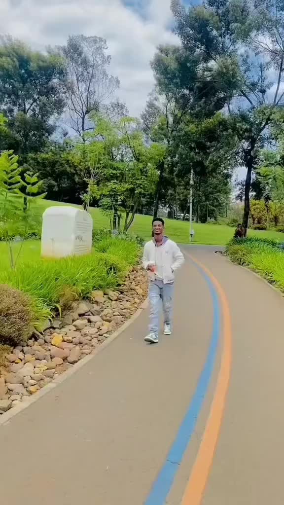 @Mube 🌳