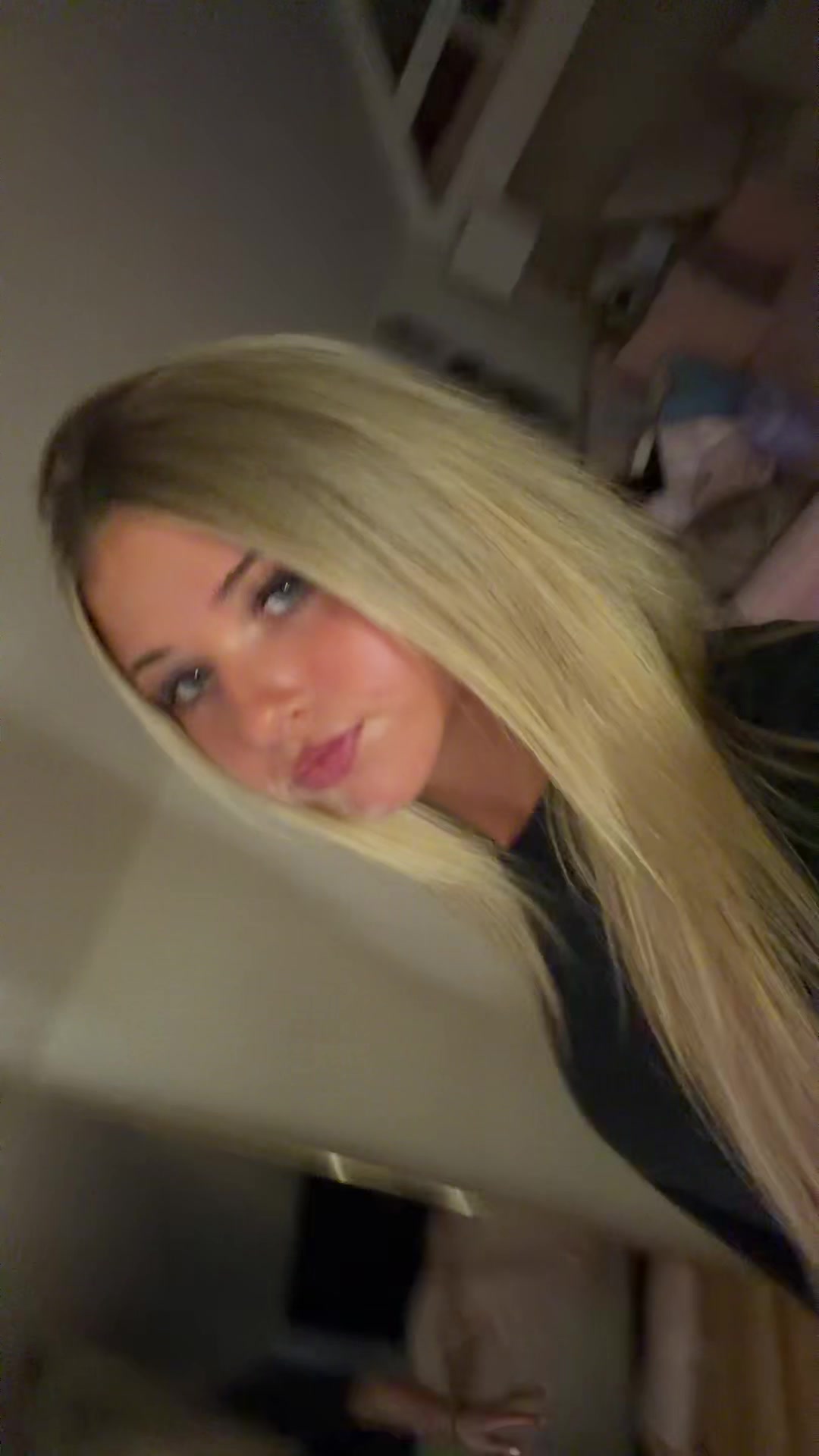 @🤫