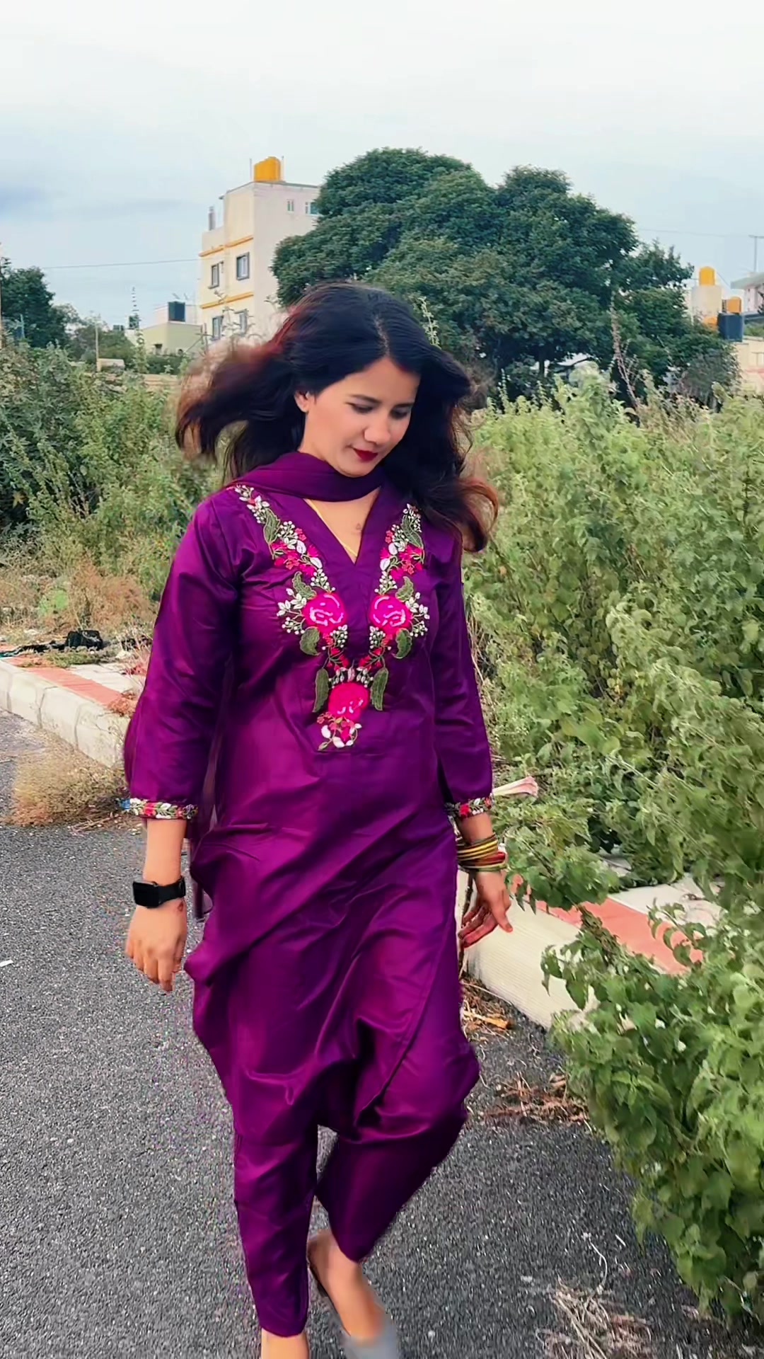 @Deepika__Dhami🦋