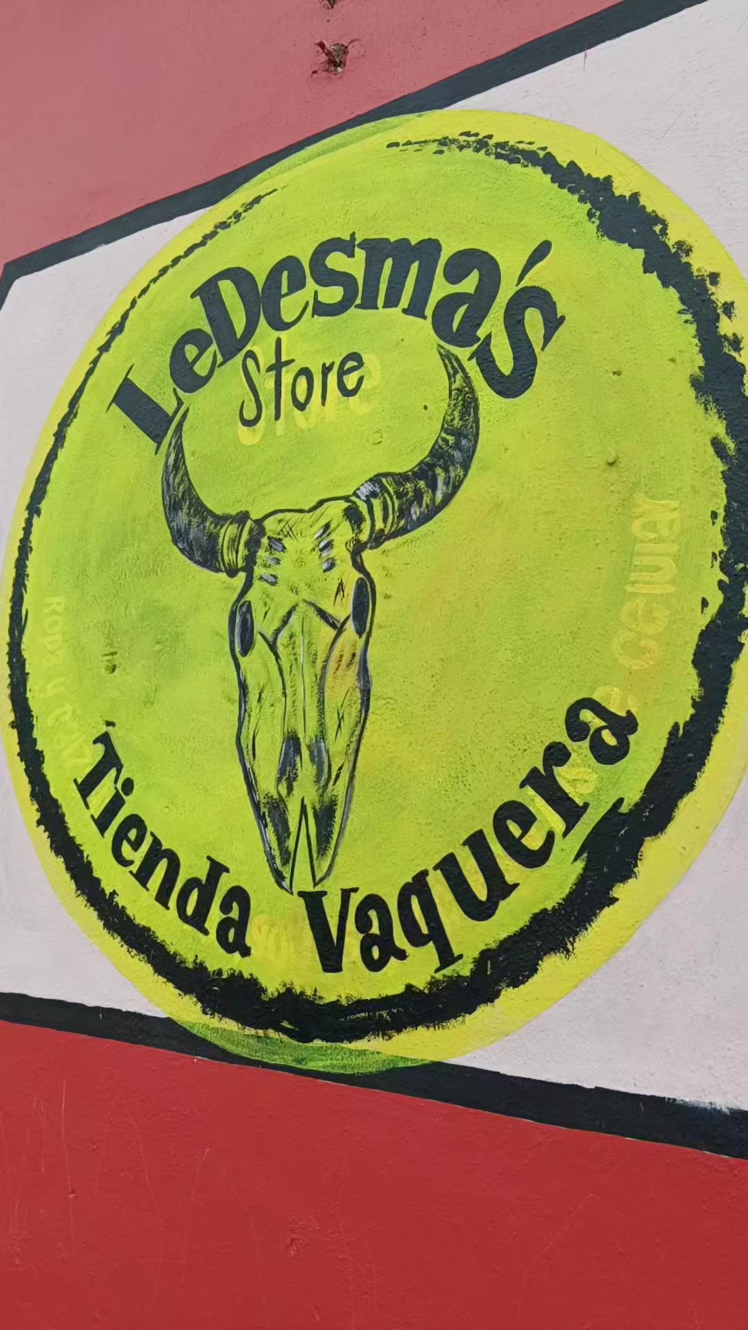 @Ledesma's Store