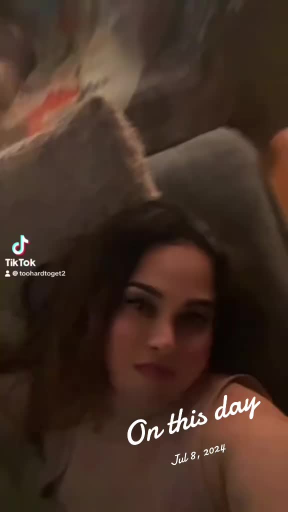@PRIYA 3😘