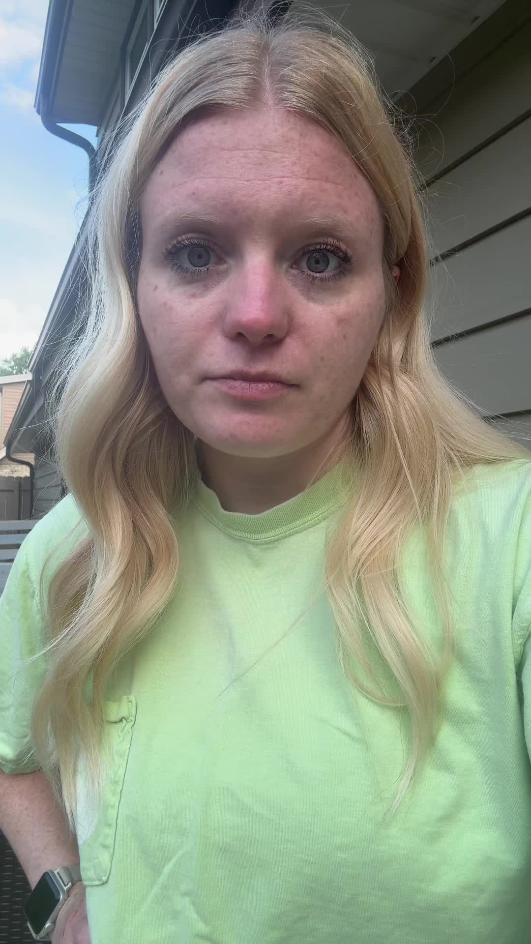 @kikifarrow
