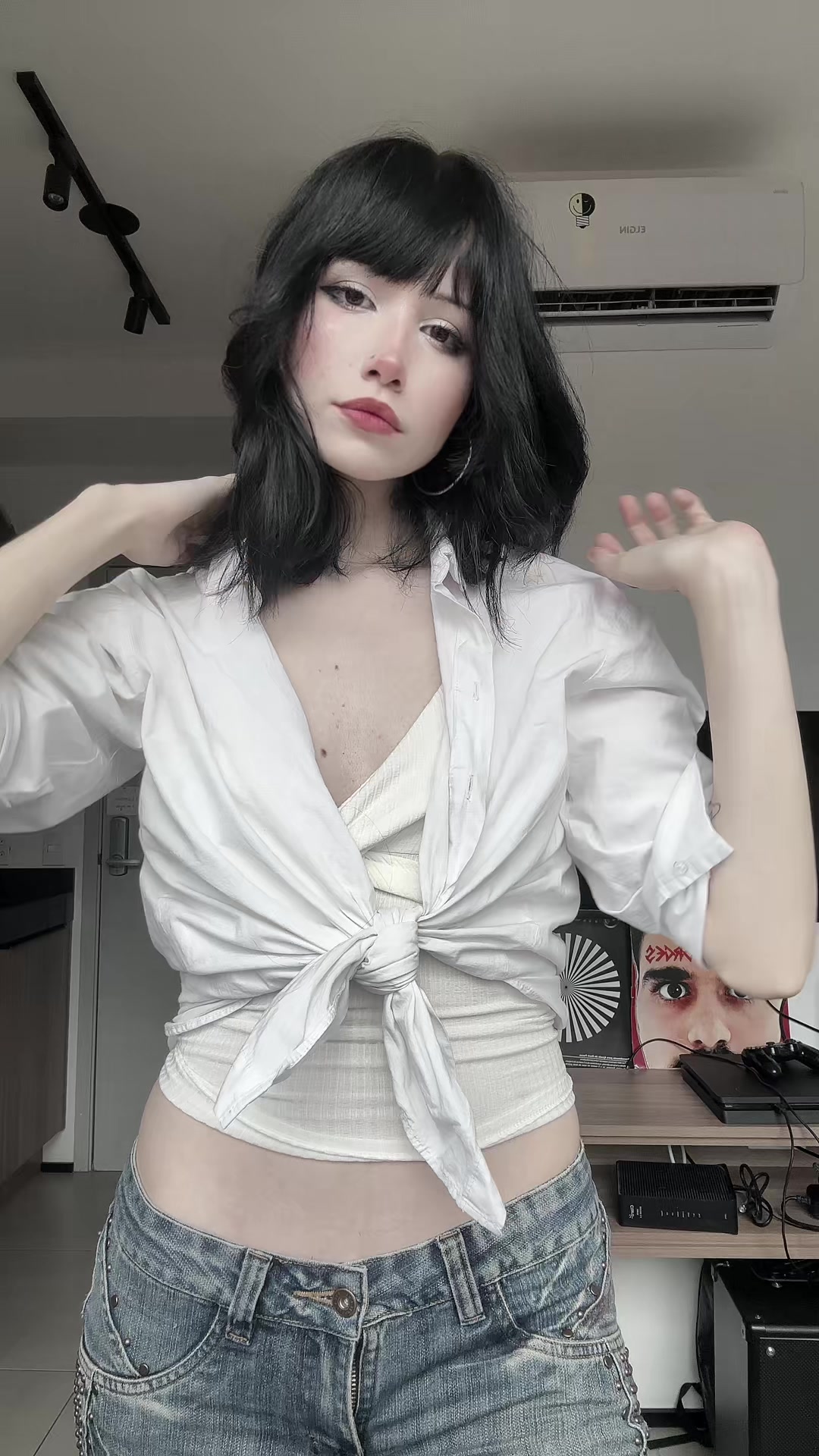 @bella⛧