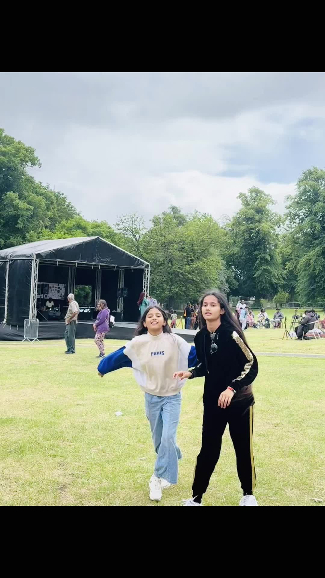 @Dua Khan & Parishay Khan