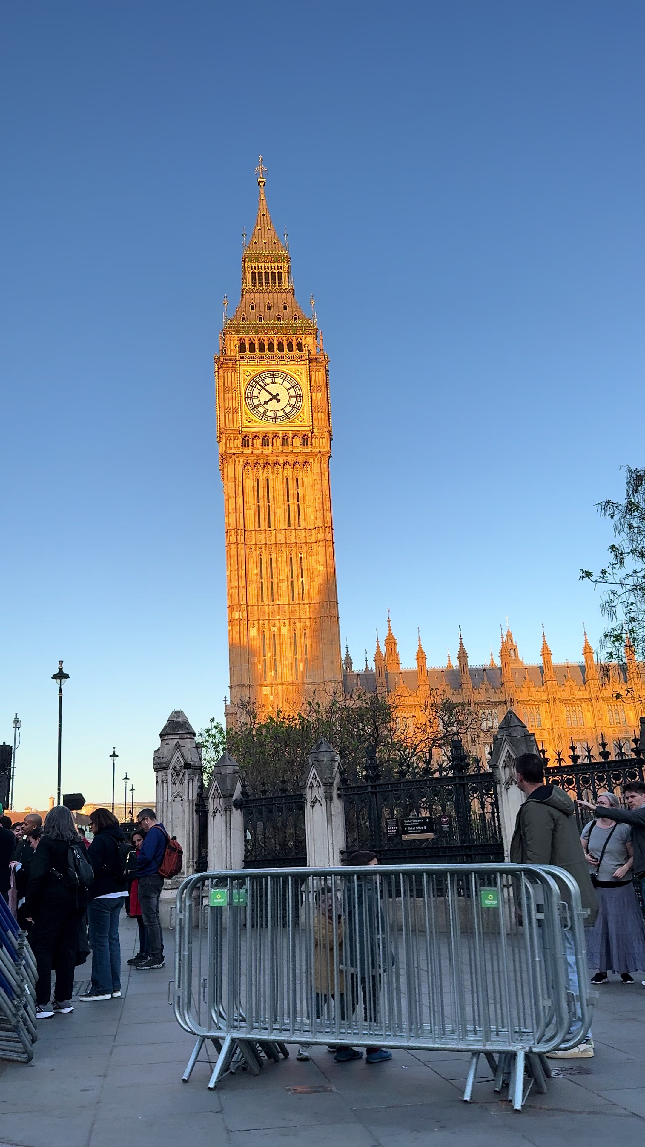 @Exploring Heart 🇬🇧