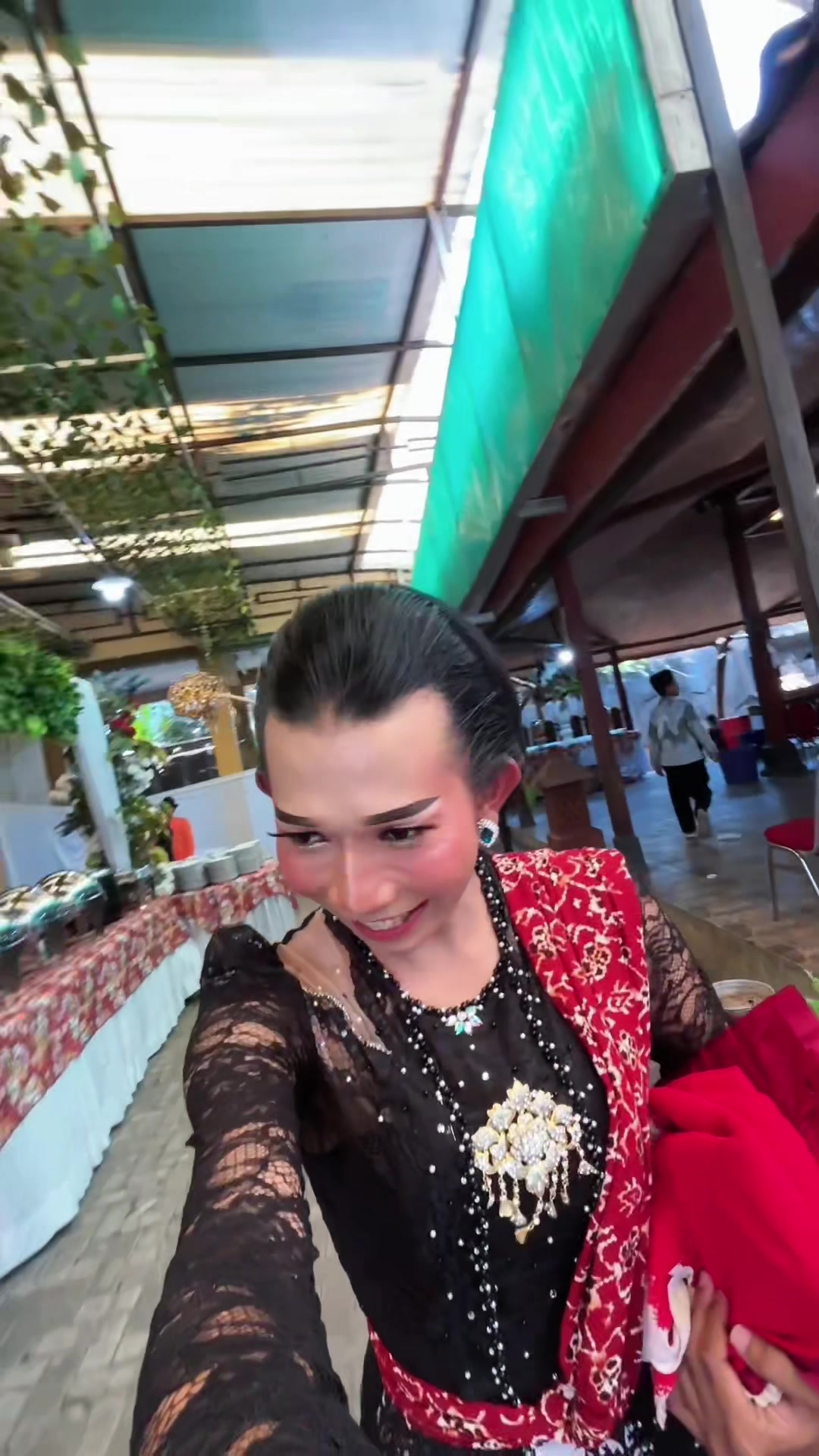 @Mbak Sari || Cucuk Lampah