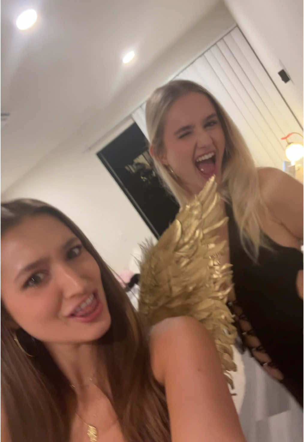 @juliabab