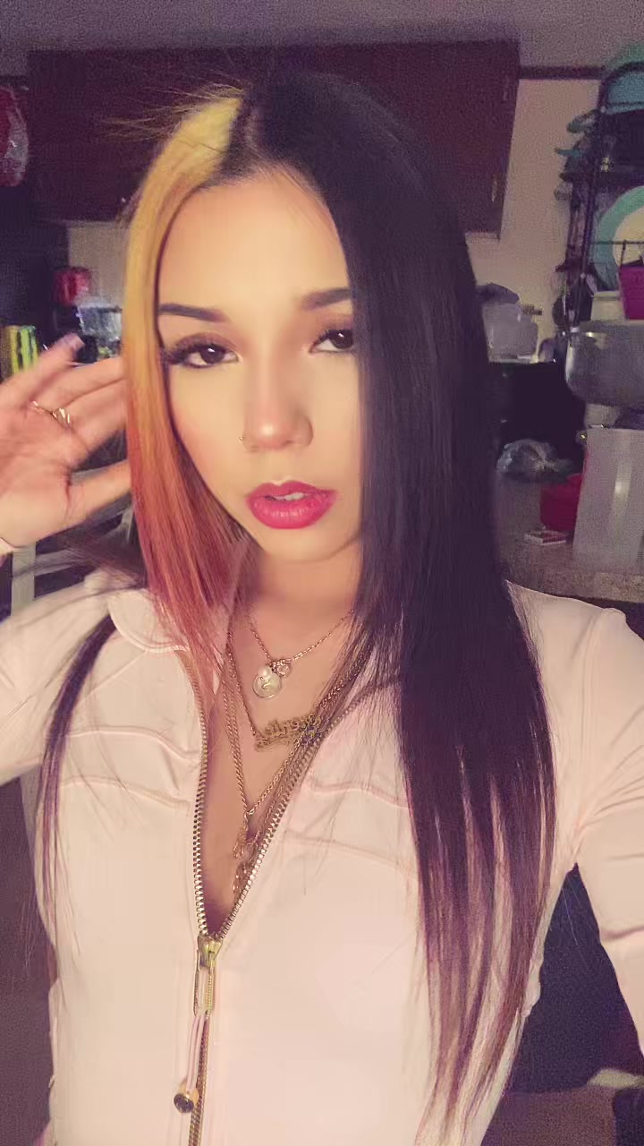 @monique flores