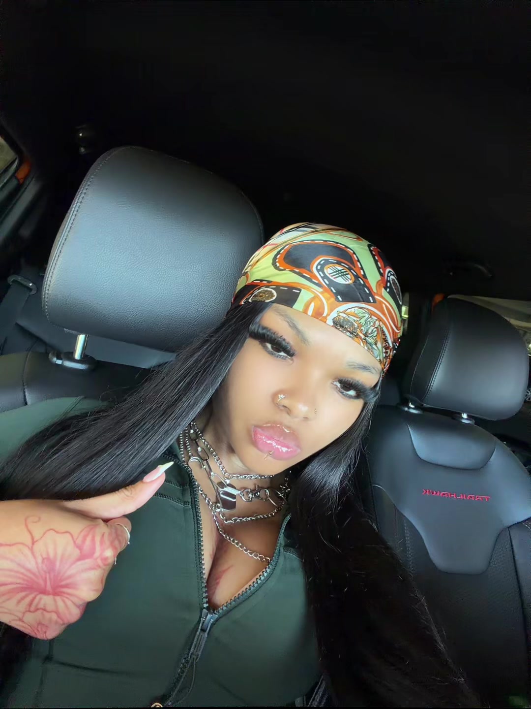 @Avinena