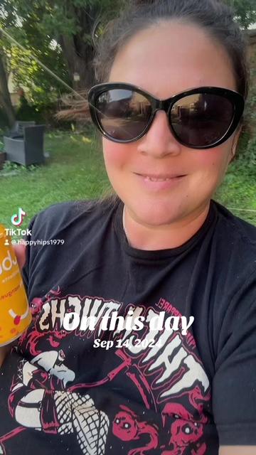@happyhips79