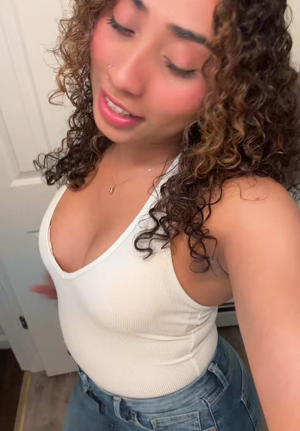 @niahunter_