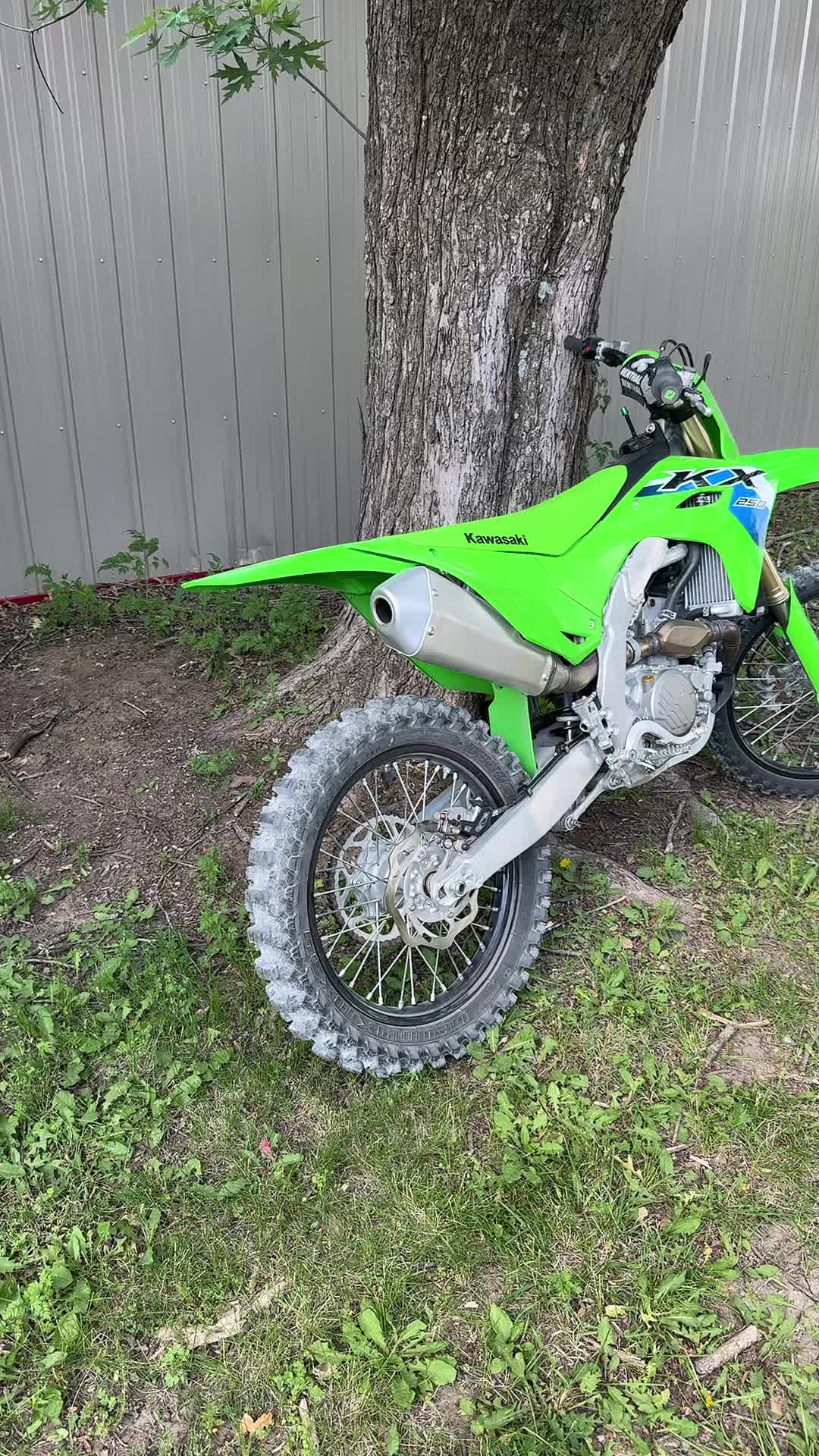 @ThatKawasakiKX250